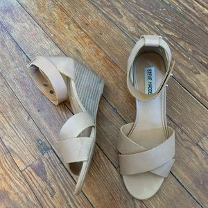 Nude / Tan Leather Steve Madden Wedges